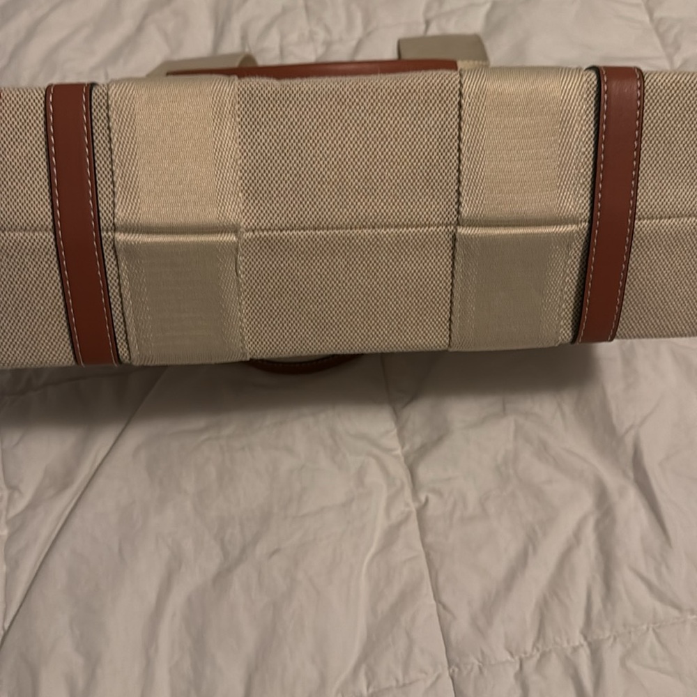 Brand new - Picture 4 of 6